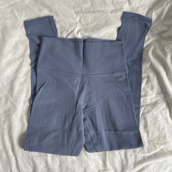 aritzia tna butter blue leggings - Picture 1 of 3